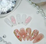 人気No.1｜レース+クロスデザインネイル（ストーン10粒付き）🌟【長さ出し10本付き】¥9500