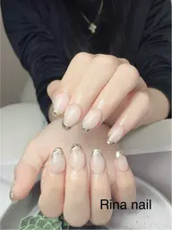 ガラスフレンチネイル💅💎✨💅