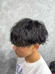 《人気No.1》メンズカット➕波巻きスパイラルパーマ➕トリートメント【メンズパーマ・波巻きパーマ・波巻き・錦糸町】