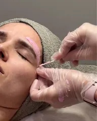 【ミニモ限定】美眉アイブロウWAX｜骨格診断×似合わせ眉