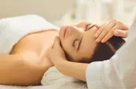 【美髪育毛ヘッドスパ】生体電流＆EMS効果！快眠ヘッドスパ&首肩デコルテマッサージ¥12800→¥7980