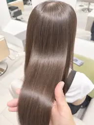 1日お一人様限定🌈美髪カラー（SB込み）¥10,450→¥7,700
