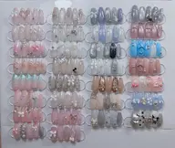 【オフ無し】🎀定額【Ａ】🎀キラキラパーツ盛り沢山⭐️マグネットフレンチ、チークネイルやキラ可愛集中デザイン！