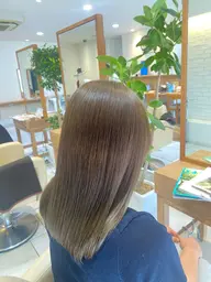 ブリーチなしダブルカラー【ミディアム】 ☆肩下〜鎖骨