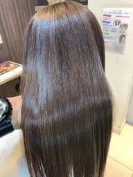 ✨ツヤ髪になりたい方必見✨髪質改善トリートメント(シャンプー、ブロー、ロング料全て込み)
