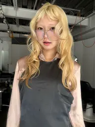 ハイトーンカラー、ブリーチカラー、リタッチカラー、デザイン可