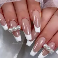 フレンチネイル💅🏻ベースカラー❌(オフあり)