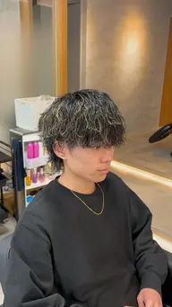【👑期間限定ミニモ特別クーポン👑】メンズカット+パーマ+メッシュ🔥スタイリング込み‼️