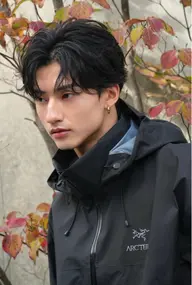 骨格矯正カット✂️ ➕ フェザーパーマ➕トリートメント(メンズ限定)