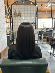 縮毛矯正(縮毛矯正履歴がある方限定です)
