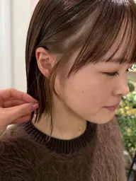 🌟 【アクセサリーのような感覚で♪】カット+インナーブリーチ+カラー