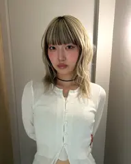 w color