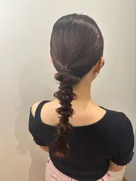 シンプルタイト ヘアアレンジ