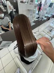 【カット+メテオカラー+Tr✨】髪質改善カラー🌿色持ちと潤いを同時に💫