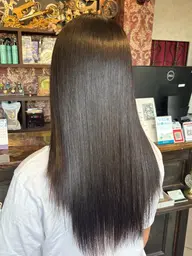 【️ダメージレスで縮毛矯正したい人❣️】部分ストレート(耳裏/襟足/表面だけ等)