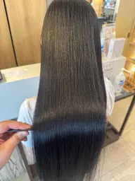 🩷髪質改善カラー🩷圧倒的保水力で髪の毛をプルプルに🪄