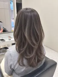 ✨白髪ぼかしハイライト＋艶カラー✨