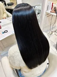 ✨触れたくなる艶縮毛矯正+カット+水分補給TR