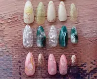 ミニモ限定デザインオフ込🌱お得にデザインネイル4000円ネイリスト検定2級AYAKA💅🏻✨5種類からチョイス♪