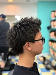 スパイキーショート