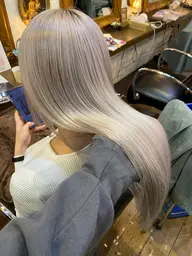 しっかり明るくしたい方♪✨【話題のハイブリーチ】➕ハイブリーチ➕カラー✨(ブリーチはリタッチのみ)