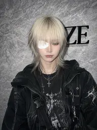 【🎃10月・11月限定クーポン🎃】ハイトーンブリーチ➕ケアカラー➕トリートメント