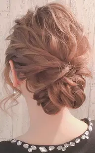 15:00〜21:00 中洲ヘアセット1550円 新規のみ