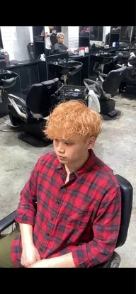 【ご新規様限定】カット+ブリーチ+透明感抜群メンズヘアカラー
