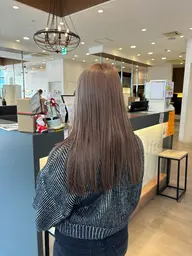 ☆ケアブリーチでダメージレス☆ カット+ケアブリーチ+うる艶カラー