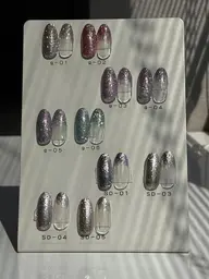 (オフなし)【モデル様募集】HAND.💅ラメグラデーションネイル🎀技術向上のため研修ネイリストが担当！