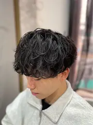 【🎉ミニモ学割🎉】メンズカット+メンズパーマ¥5500