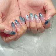 ジェルネイル💅✨マグネット・ラメグラデ✨オフ無し✨大人気のマグネットネイルも低価格でご用意しております💖