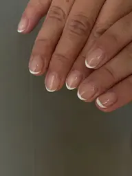 【オフなしケア込み】白フレンチネイル