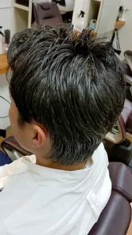 【性別不問】カット+白髪ぼかし(肩程の長さまでが対象⭕白髪➡自然なダークグレーに)