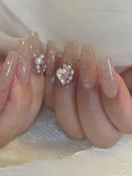 【ミニモ限定✨ 】10本長さ出し ワンカラー、ラメグラ＋パーツorストーン2本付き💖