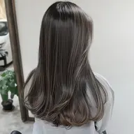 【💫人気𝐍𝐨. 𝟏💫】カット➕艶カラー➕🫧オージュアトリートメント🫧