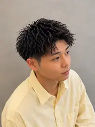 ミニモ限定🫧30%オフ【似合わせMen,sカット+眉カット+ツイストパーマ】1人1人に合ったカットとパーマをご提案