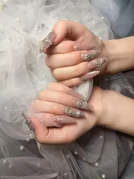 【120分 チップ長さだし】デザイン+パーツ ◎持ち込み歓迎 参考デザイン豊富