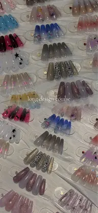 定額デザインコース¥7,500.⋆𝜗𝜚 (長さだし別料金)