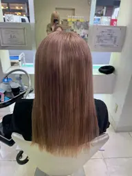 ブリーチリタッチ根本3センチまで。