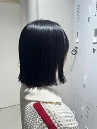 広がりパサつき抑えたい人🙋‍♀️カット＋縮毛矯正