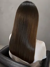【縮毛矯正ほど真っ直ぐにしたくない方】自然な髪質改善ストレート＋カット ¥21,000