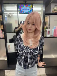 ブリーチカラー+整えカット