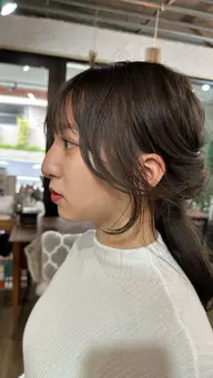 顔周りくびれレイヤーカット＋後れ毛(韓国風もみれ毛)カット※10分程 前髪カットor全体のアイロン巻き追加は別途1100