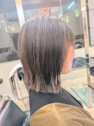 女性限定カット（スタイルチェンジ）ロング、セミロング→ミディアム（肩上）