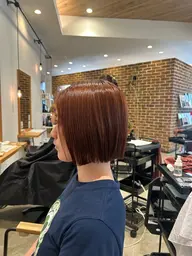 ミディアムカット🍀シャンプーブロー付き✨️