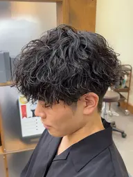 メンズカット＋フェザーパーマ、ニュアンスパーマ　¥15,650→¥12,500