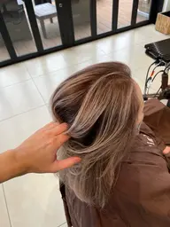 🌿白髪は天然のハイライト✨ブリーチなし白髪ぼかし+ナノTR