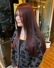 酸性ストレート(ブリーチ、縮毛矯正履歴のある方はお断りしております🙇♂️)モデルの為、お時間かかります🙇♂️