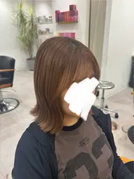 〖10月7日〗💝ボブカット+ワンカラー+トリートメント💝